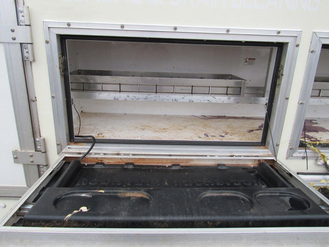 Used 2023 Ford E-450 and Econoline 450 Super Duty w/ Power Windows & Locks Group image 18