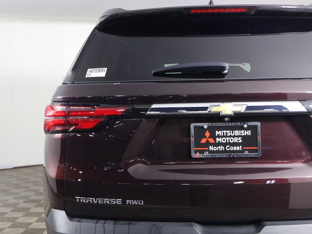 Used 2022 Chevrolet Traverse LT w/ LPO, Floor Liner Package image 15