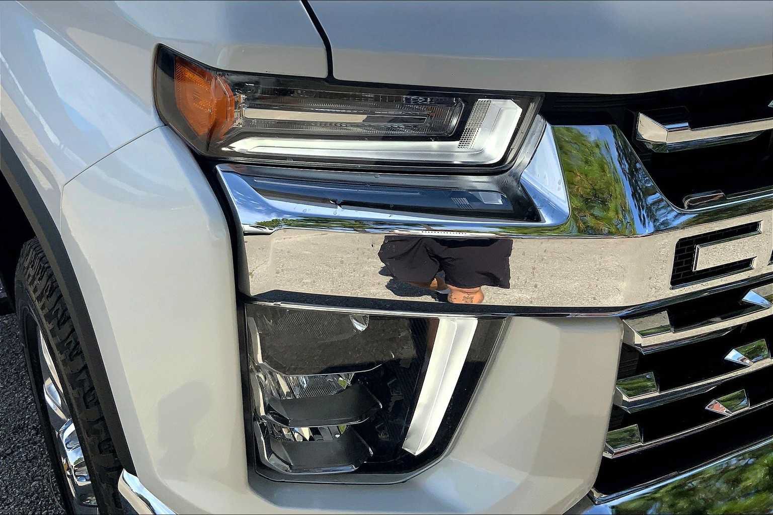 Used 2022 Chevrolet Silverado 2500 LTZ w/ LTZ Plus Package AWD/4WD image 26
