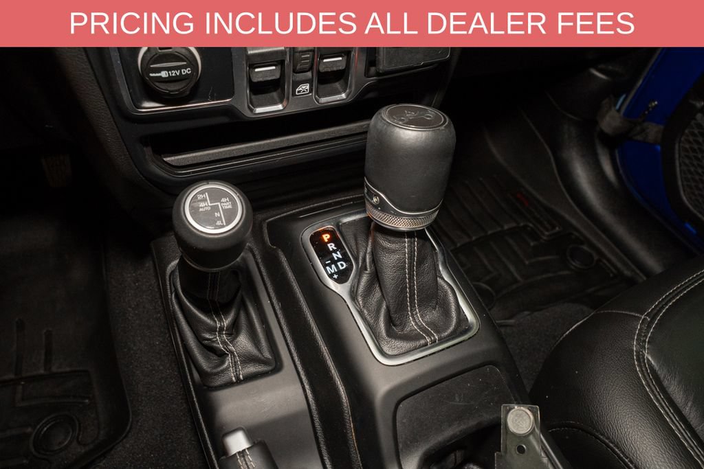 Used 2019 Jeep Wrangler Unlimited Sahara AWD/4WD image 15