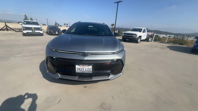 Used 2024 Chevrolet Equinox EV RS image 3