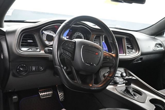 Used 2020 Dodge Challenger R/T Scat Pack RWD image 9