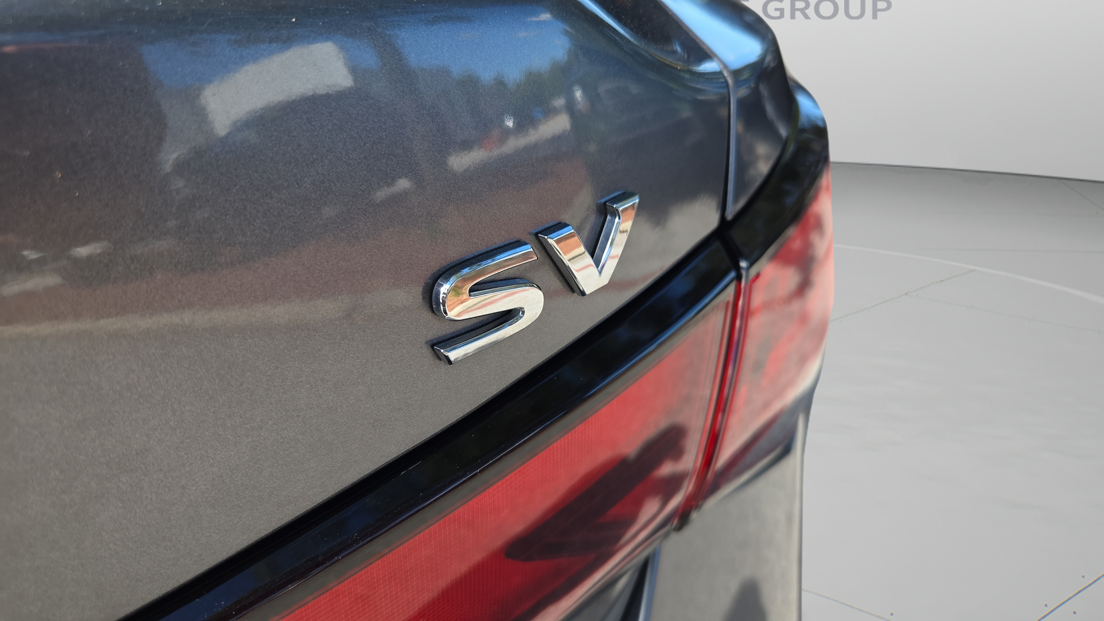Used 2024 Nissan Sentra SV FWD image 17