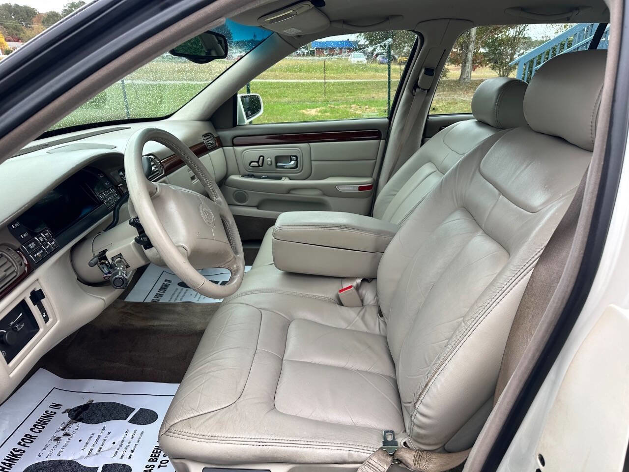 Used 1998 Cadillac De Ville D'Elegance w/ Safety/Security Pkg FWD image 13