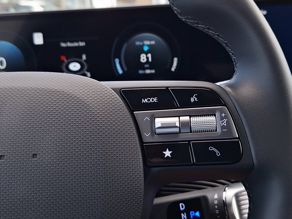 New 2026 Hyundai Ioniq 5 SE AWD/4WD image 17