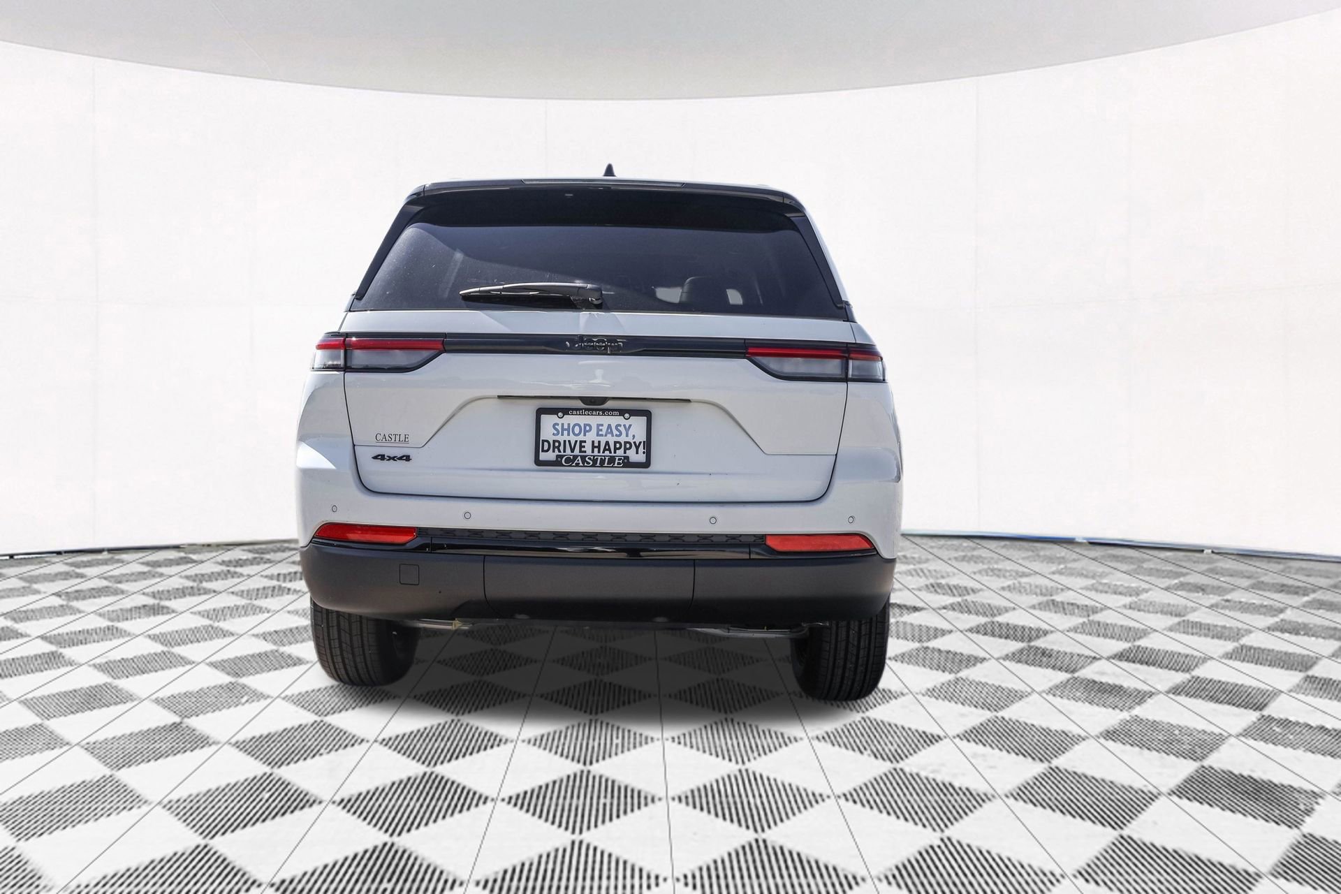 New 2025 Jeep Grand Cherokee Altitude image 13