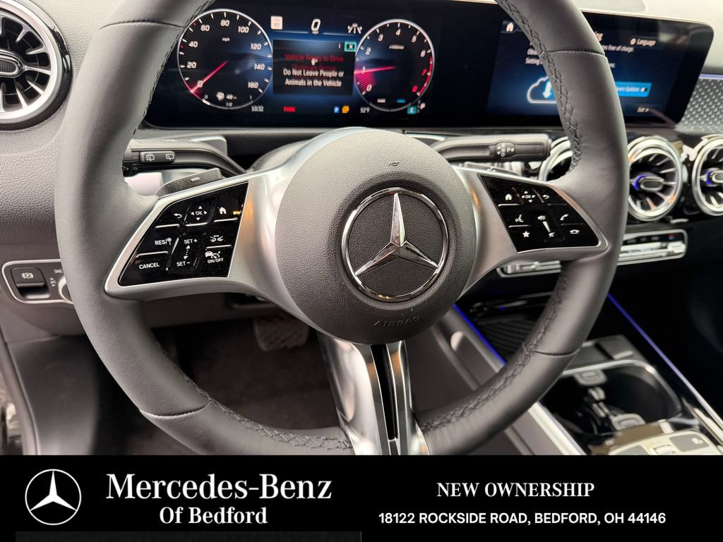 New 2026 Mercedes-Benz GLB 250 4MATIC image 10