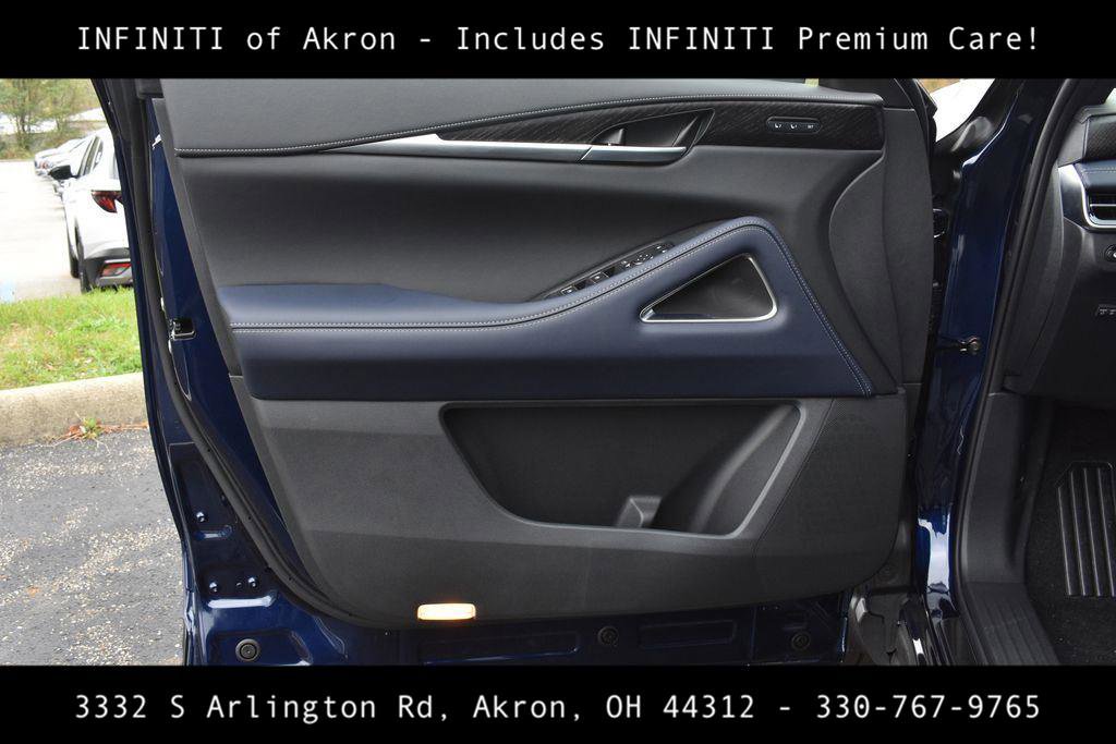 New 2026 INFINITI QX60 Sport w/ Dark Cargo Package image 10