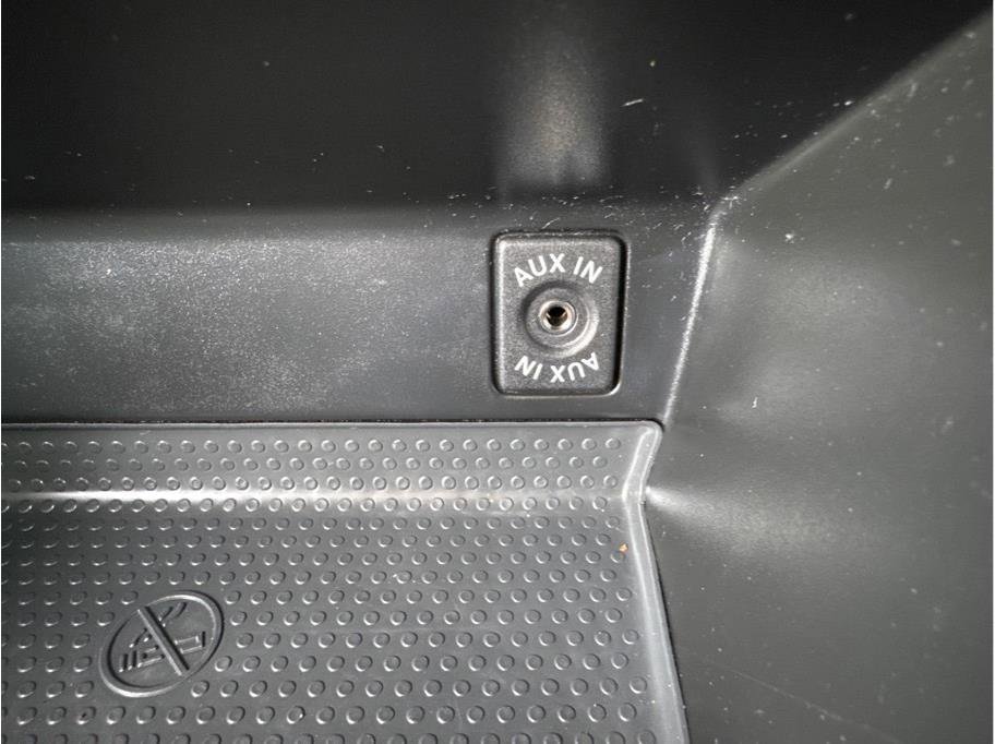 Used 2013 Volkswagen Beetle 2.5 image 18