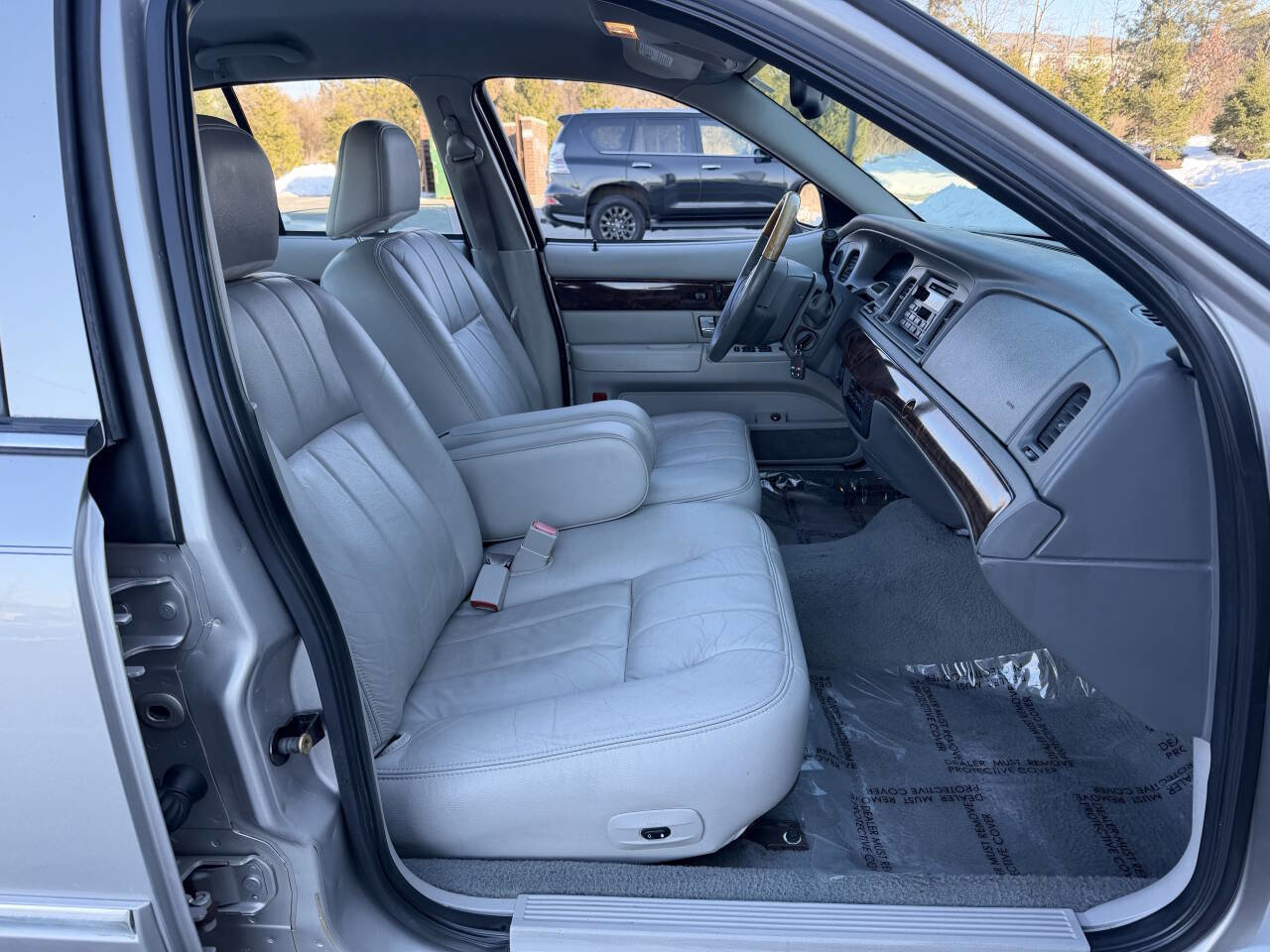 Used 2005 Mercury Grand Marquis LS image 26