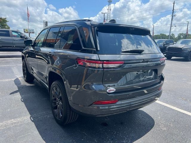 New 2026 Jeep Grand Cherokee Limited AWD/4WD image 22