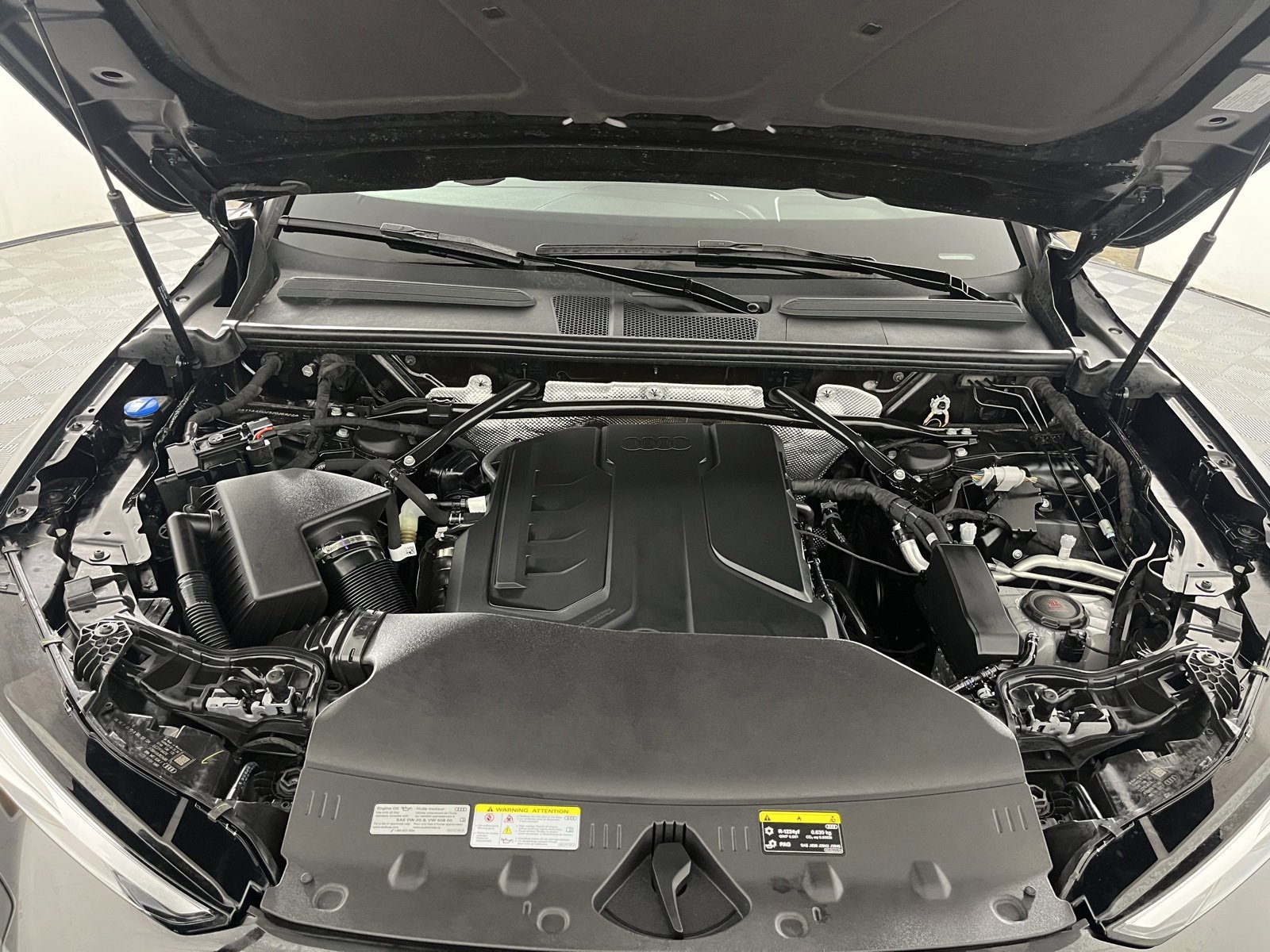 Certified 2025 Audi Q5 2.0T Premium w/ Convenience Package image 18