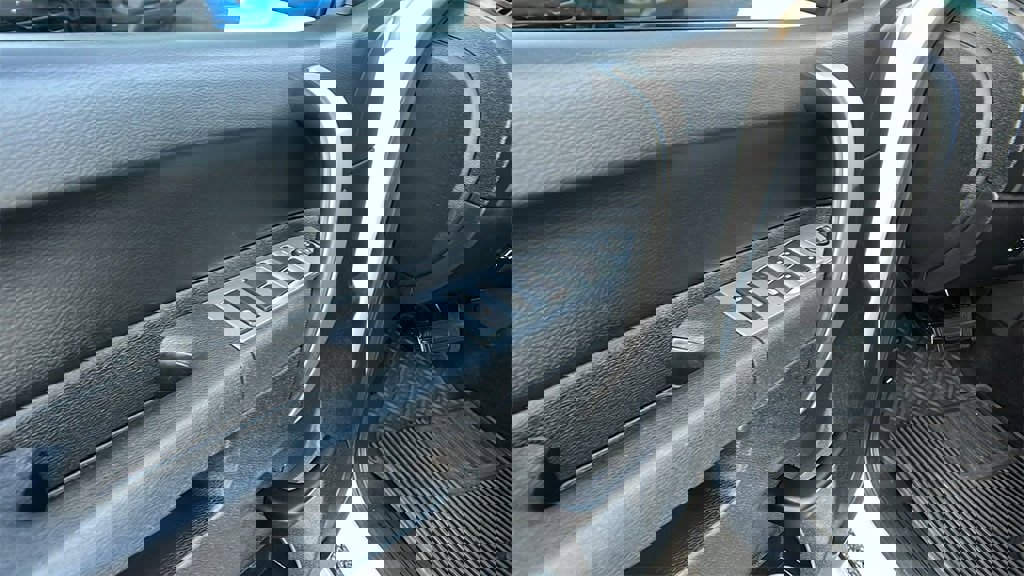 Used 2014 GMC Sierra 2500 SLE w/ SLE Preferred Package image 12