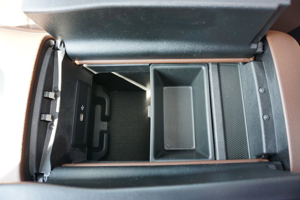 Certified 2025 Mercedes-Benz GLE 350 4MATIC image 40