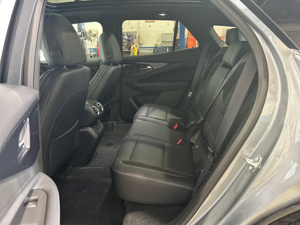 New 2024 Chevrolet Blazer EV LT image 28