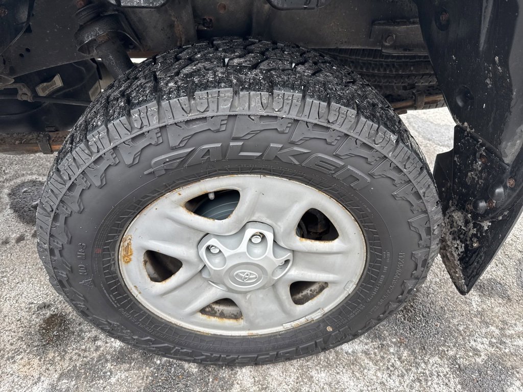 Used 2018 Toyota Tundra SR image 25