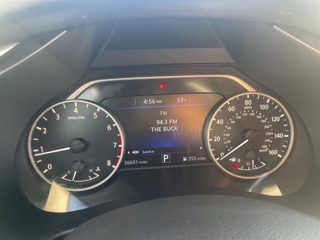 Used 2020 Nissan Murano S image 22