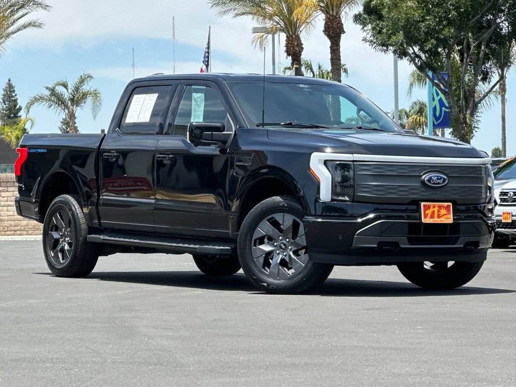 Used 2022 Ford F150 Lightning Lariat AWD/4WD image 1