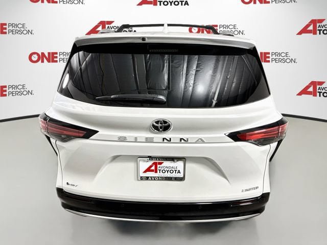 Certified 2026 Toyota Sienna Limited FWD image 7