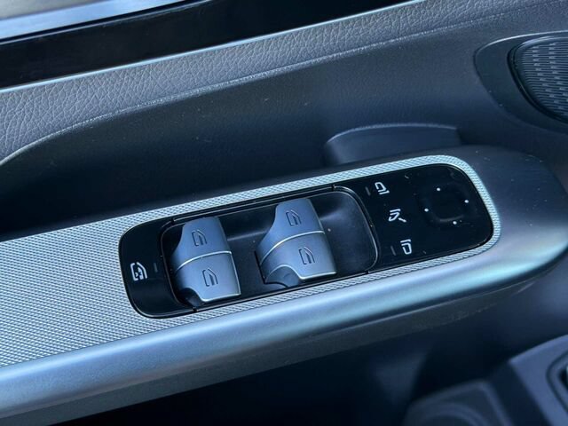 Certified 2025 Mercedes-Benz GLC 350e 4MATIC image 14