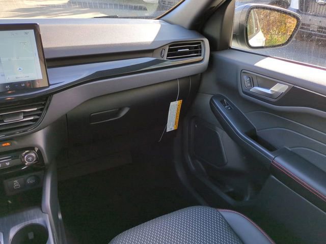 New 2025 Ford Escape ST-Line w/ Equipment Group 301A image 17