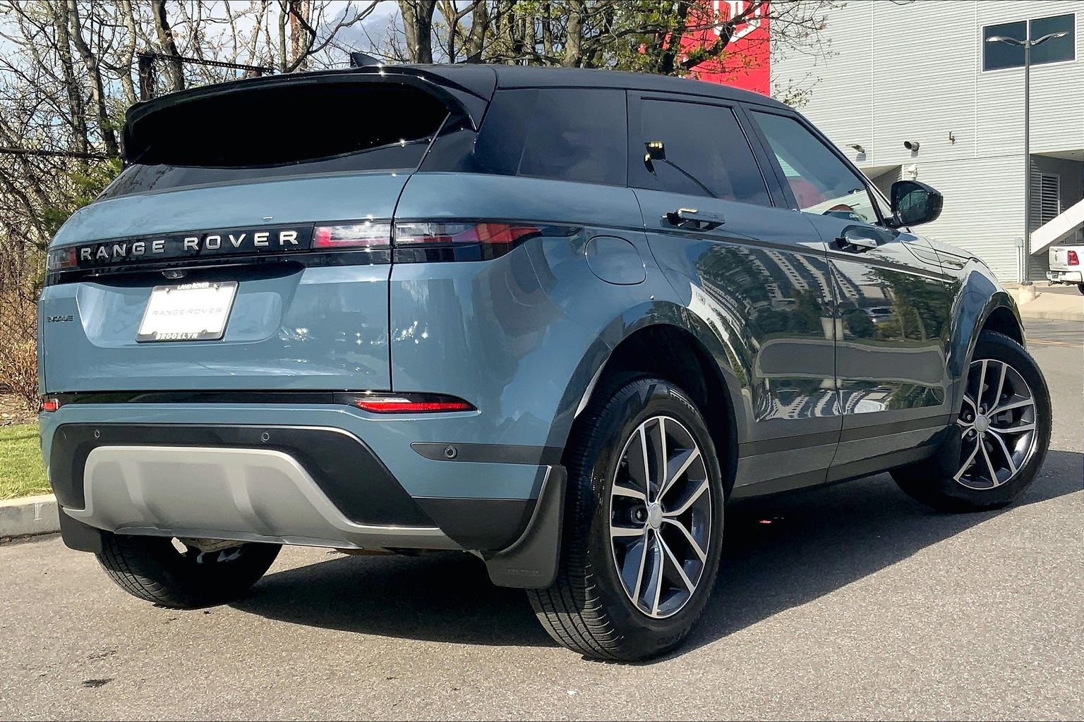 Used 2026 Land Rover Range Rover Evoque S image 12