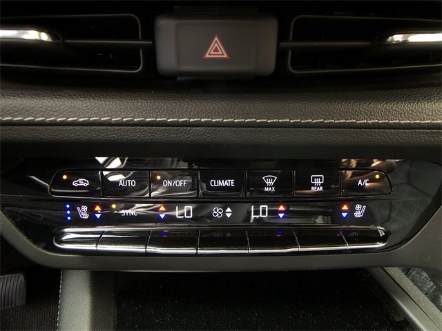 Certified 2021 Buick Envision Avenir w/ Technology Package II image 26