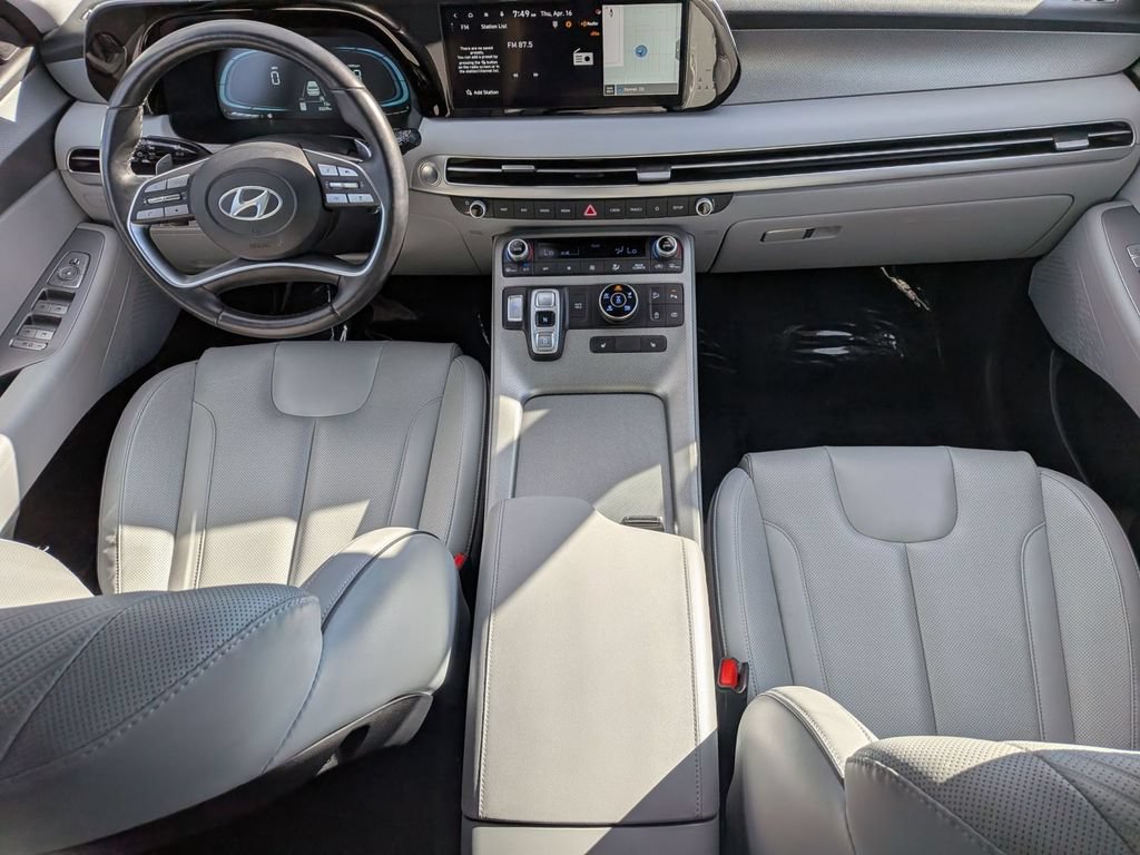 Used 2025 Hyundai Palisade SEL AWD/4WD image 32