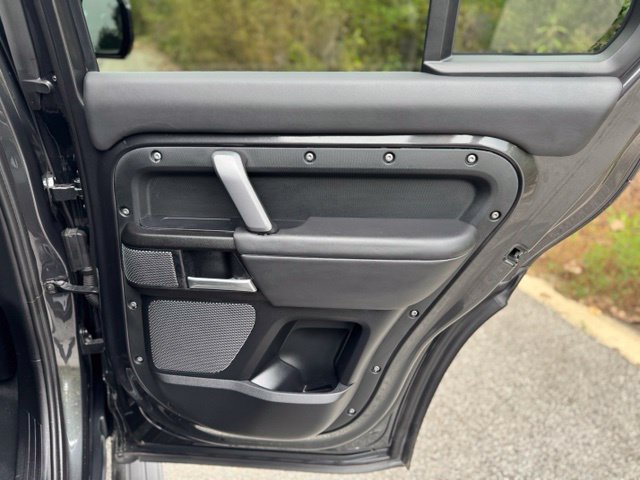Used 2024 Land Rover Defender 110 Carpathian Edition AWD/4WD image 15