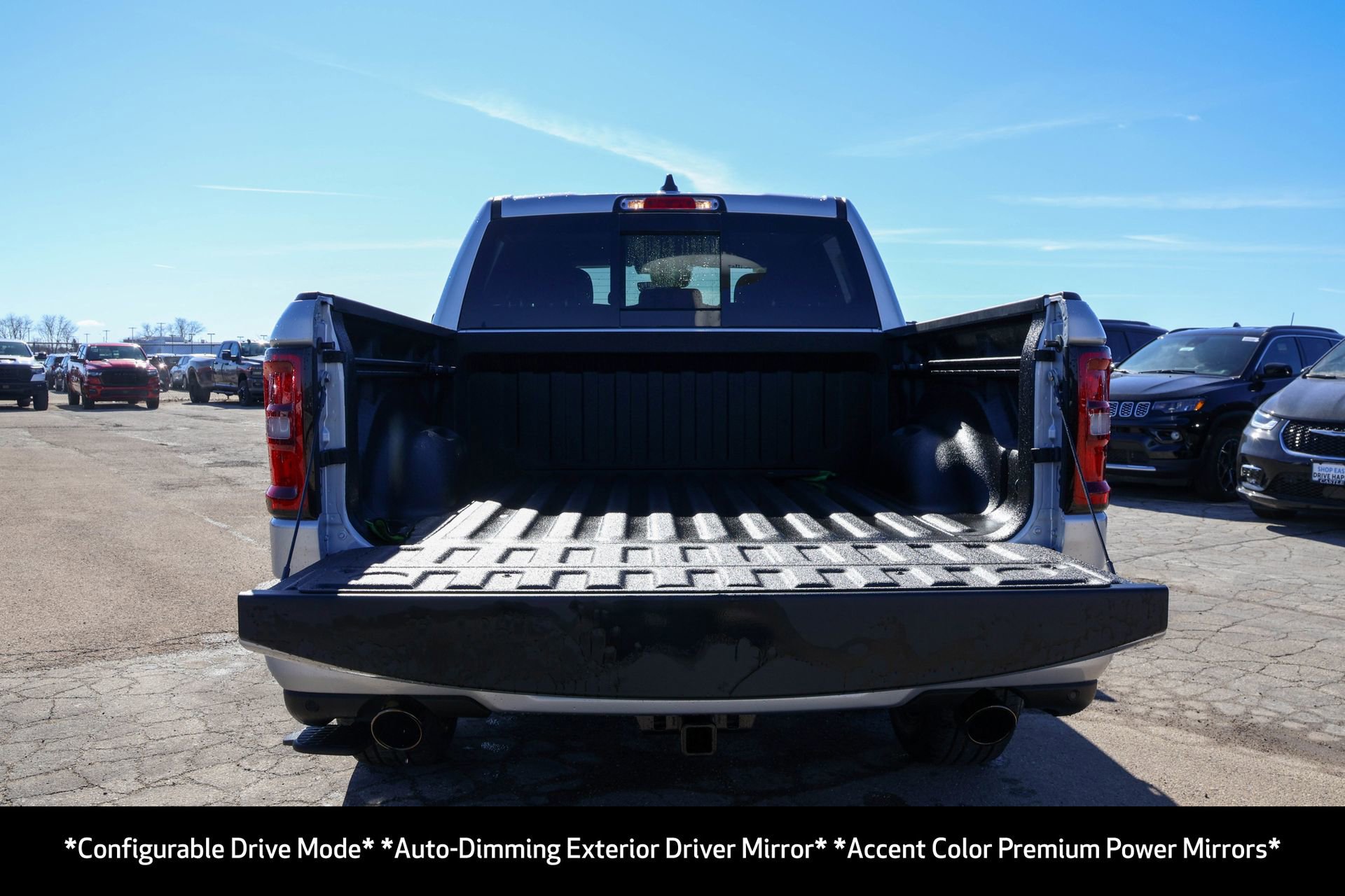 New 2026 RAM 1500 4x4 Crew Cab image 17