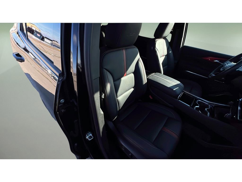 Certified 2024 Chevrolet Traverse RS w/ LPO, Floor Liner Package image 32