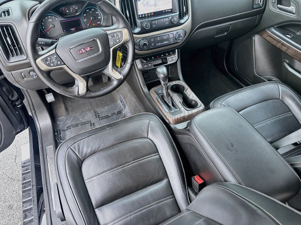 Used 2022 GMC Canyon Denali RWD image 23