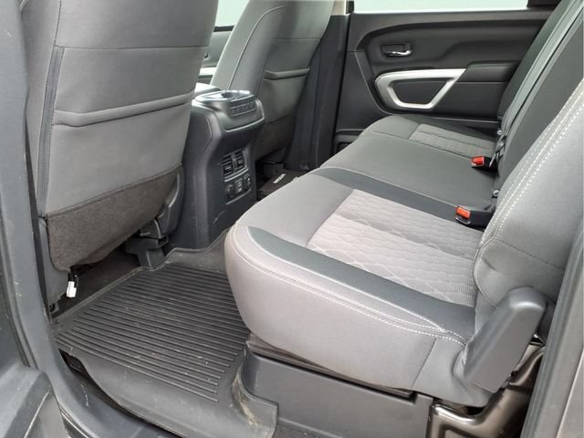 Used 2023 Nissan Titan SV w/ SV Convenience Package AWD/4WD image 17