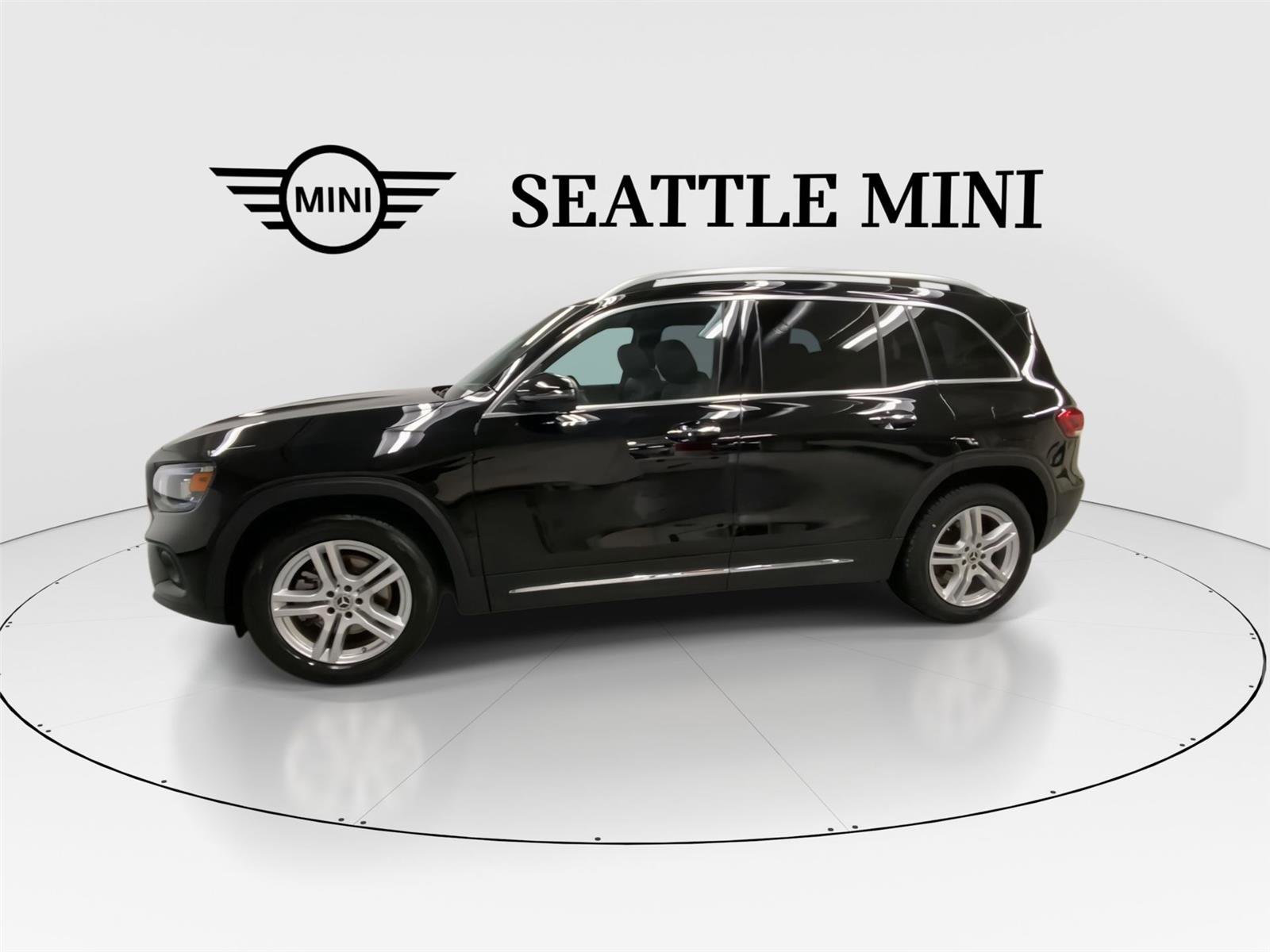 Used 2022 Mercedes-Benz GLB 250 4MATIC image 6