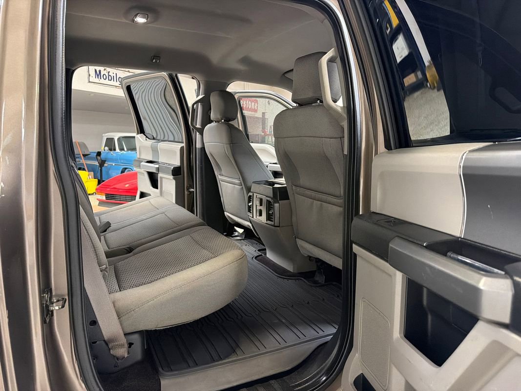 Used 2016 Ford F150 XLT w/ Equipment Group 302A Luxury RWD image 39