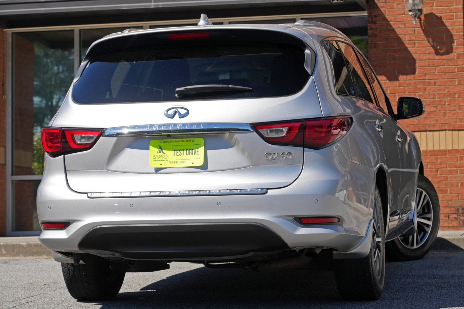 Used 2017 INFINITI QX60 FWD w/ Premium Plus Package image 4