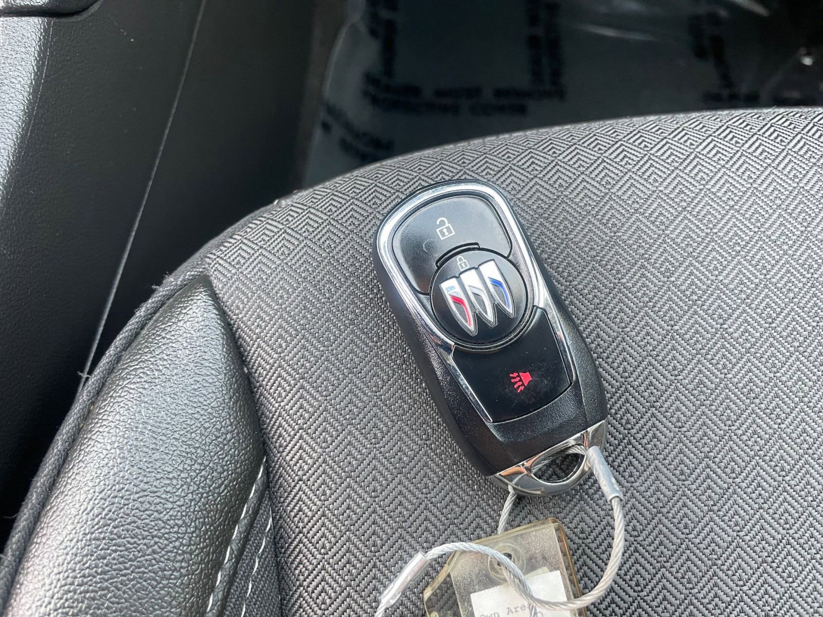 Used 2025 Buick Encore GX Preferred image 21