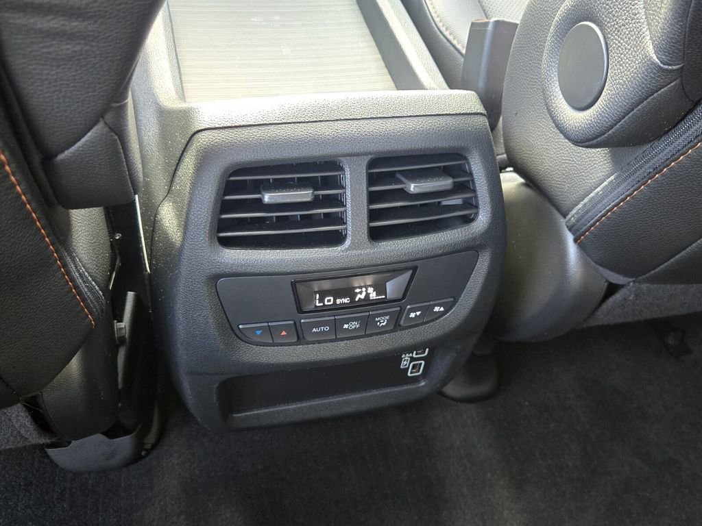 Used 2022 Honda Pilot TrailSport image 12