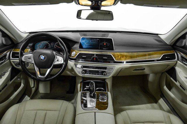 Used 2017 BMW 740i xDrive AWD SUNROOF LEATHER HEATED SEA image 12