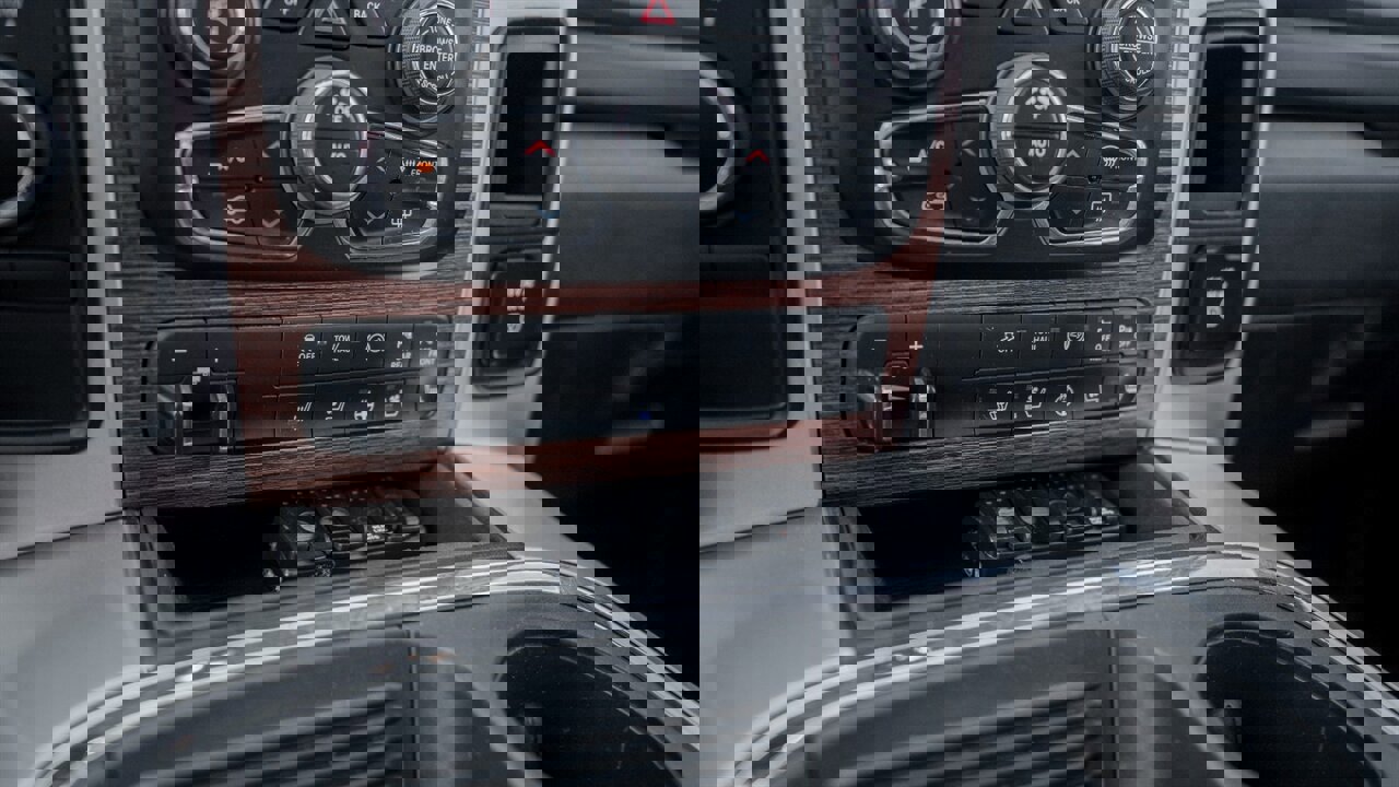 Used 2017 RAM 2500 Laramie w/ Sport Appearance Group image 27