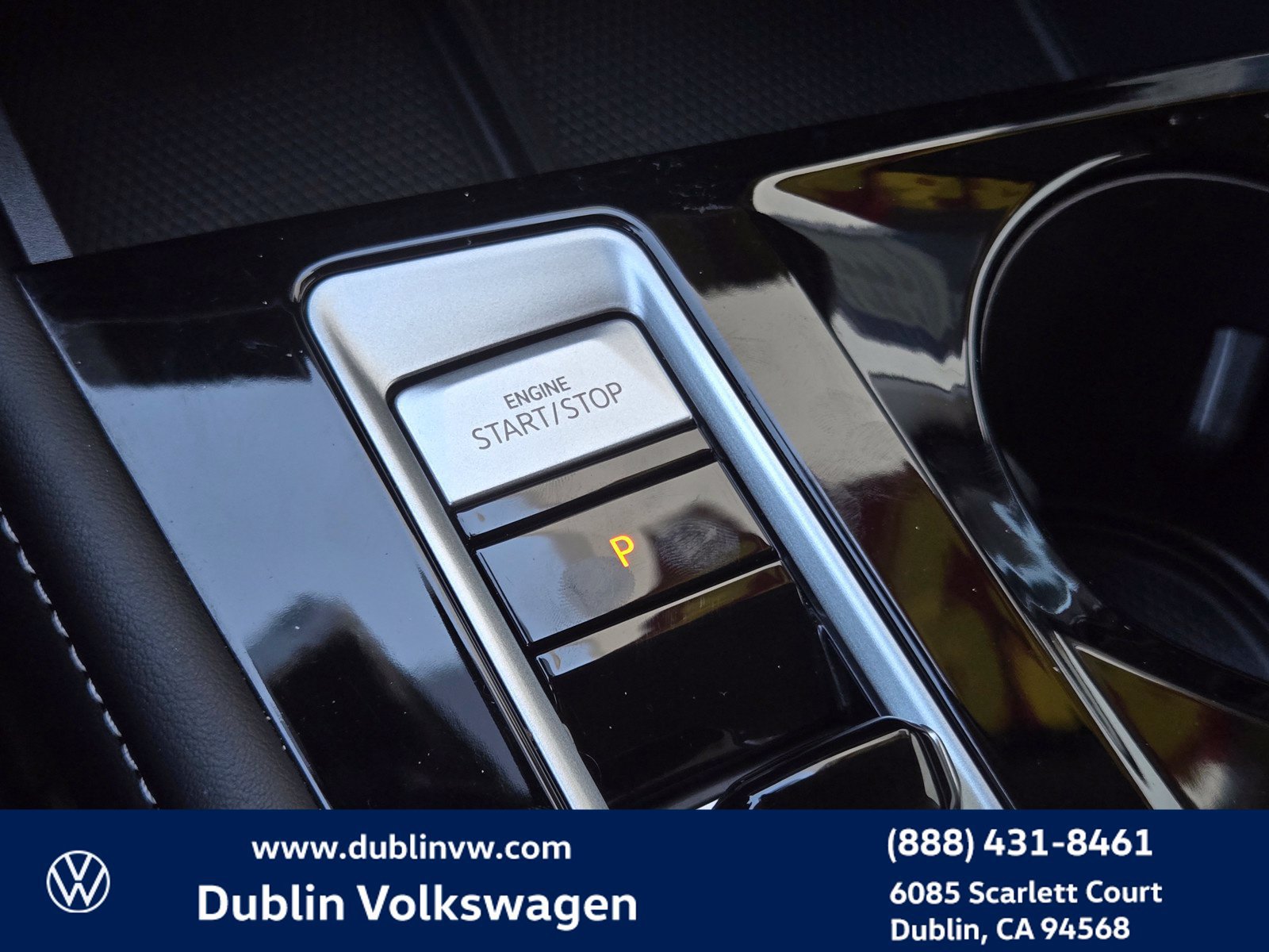 Used 2024 Volkswagen Atlas SE AWD/4WD image 20
