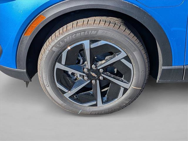 New 2026 Chevrolet Equinox EV LT image 10