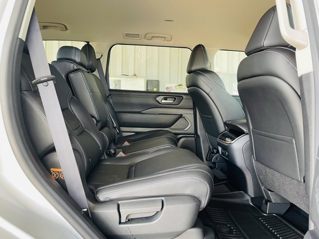 New 2026 Nissan Armada SV image 17