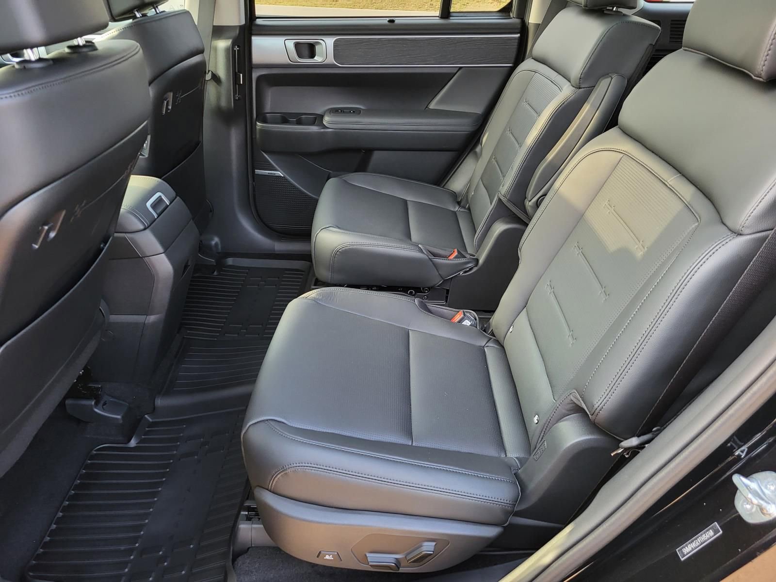 New 2026 Hyundai Santa Fe Limited FWD image 10