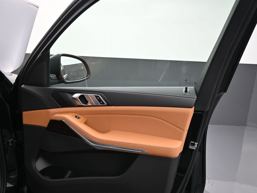 New 2026 BMW X5 xDrive40i AWD/4WD image 19