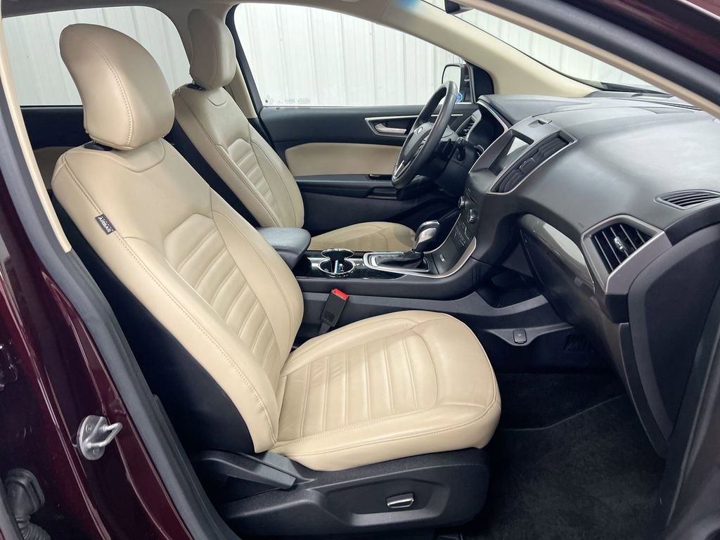 Used 2018 Ford Edge SEL w/ Equipment Group 201A FWD image 22