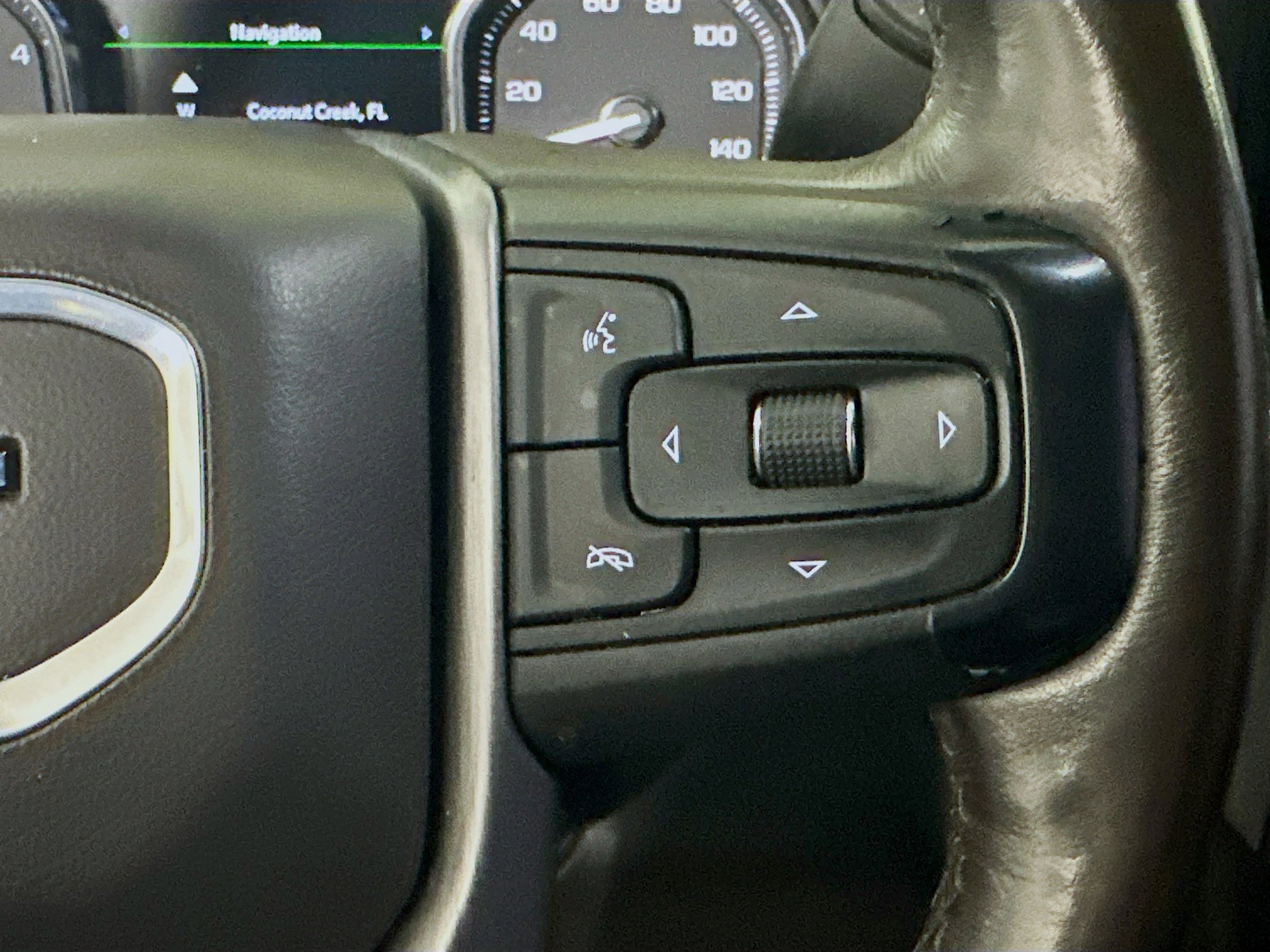 Used 2020 GMC Sierra 2500 Denali w/ Denali Ultimate Package image 17