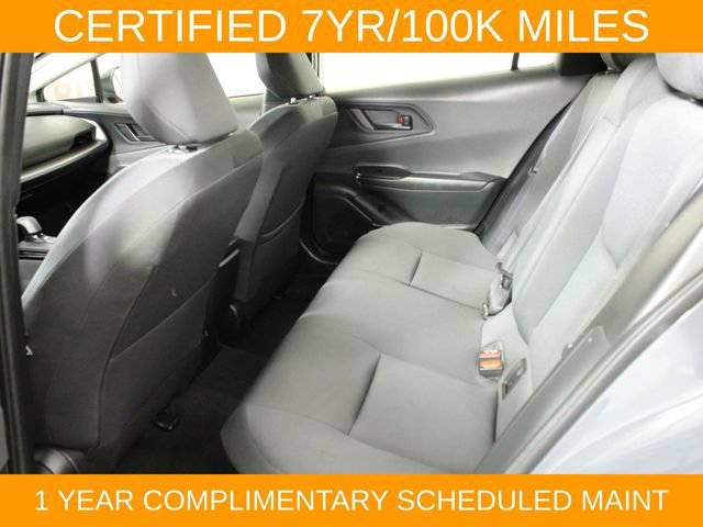 Used 2025 Toyota Prius LE FWD image 12