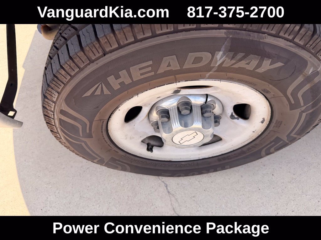 Used 2011 Chevrolet Express 3500 LT w/ LT Preferred Equipment Group RWD image 5