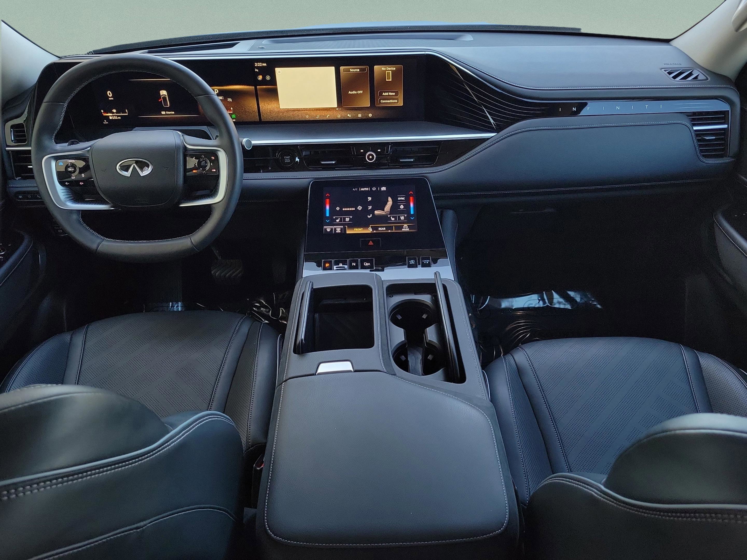 Certified 2025 INFINITI QX80 Luxe image 9